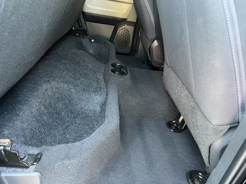 Used 2012 RAM 1500 Classic SLT image 18