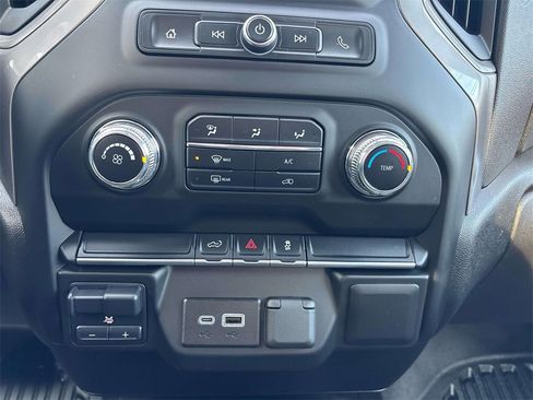 Certified 2022 GMC Sierra 2500 Pro w/ Convenience Package image 21