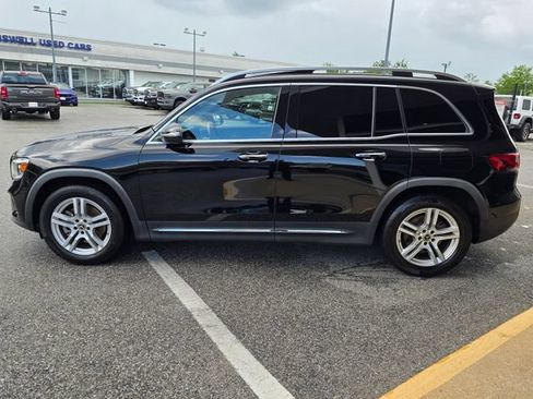 Used 2023 Mercedes-Benz GLB 250 4MATIC image 29