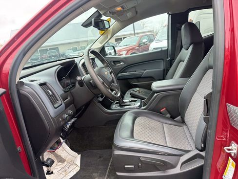 Used 2018 Chevrolet Colorado Z71 image 11