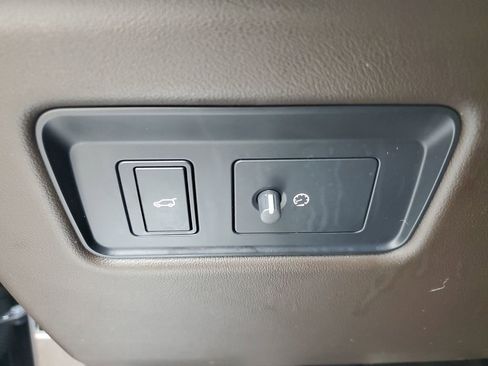 Used 2020 Land Rover Range Rover Sport HSE Dynamic image 23