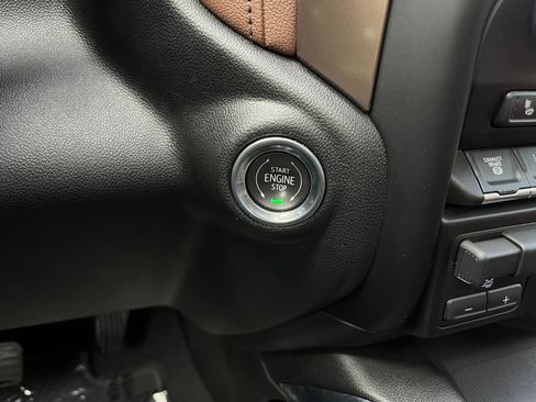 Used 2023 Chevrolet Silverado 2500 High Country w/ Z71 Off-Road Package image 76