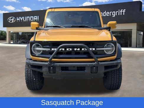 Used 2021 Ford Bronco Outer Banks w/ Sasquatch Package AWD/4WD image 3
