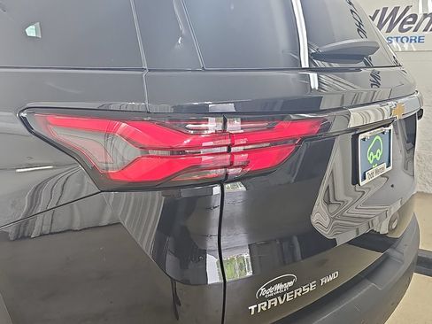 Used 2023 Chevrolet Traverse LT w/ LPO, Floor Liner Package AWD/4WD image 40