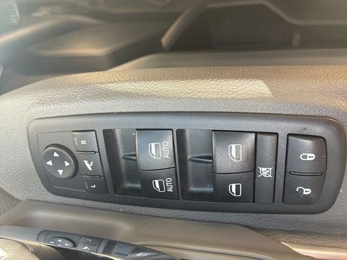 Used 2018 RAM 2500 Big Horn AWD/4WD image 23