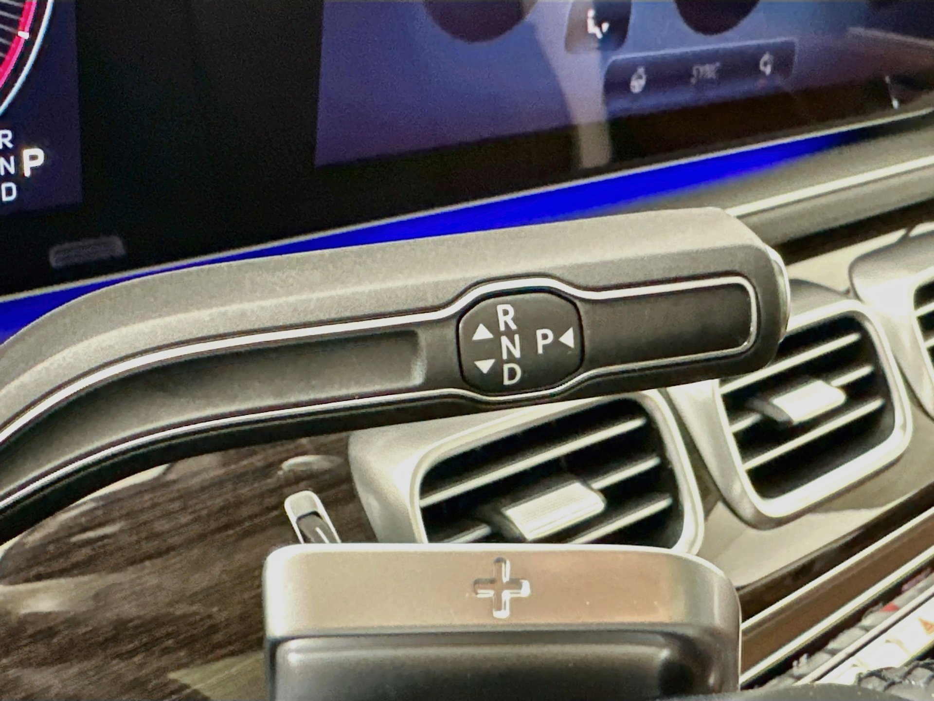New 2026 Mercedes-Benz GLE 450 4MATIC image 18