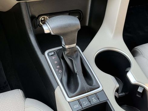 Used 2020 Kia Sportage LX AWD/4WD image 14