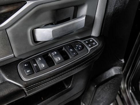 Used 2023 RAM 3500 Big Horn w/ Level 1 Equipment Group AWD/4WD image 34