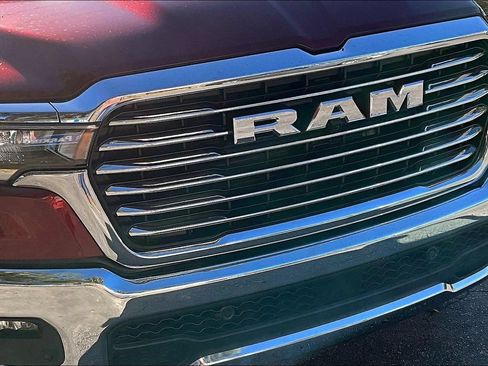 Used 2025 RAM 1500 Laramie AWD/4WD image 36