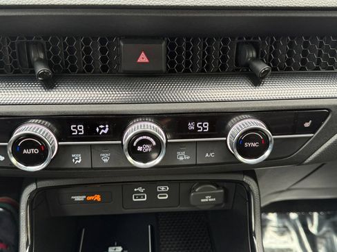 Used 2025 Honda CR-V Sport-L image 16
