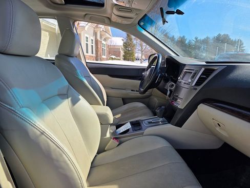 Used 2013 Subaru Legacy 2.5i Limited image 12