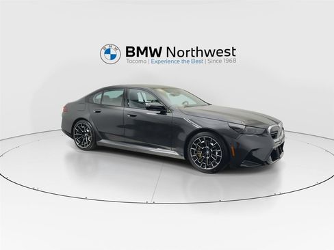 New 2026 BMW M5 image 6