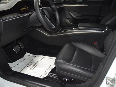 Used 2021 Tesla Model S Plaid image 36