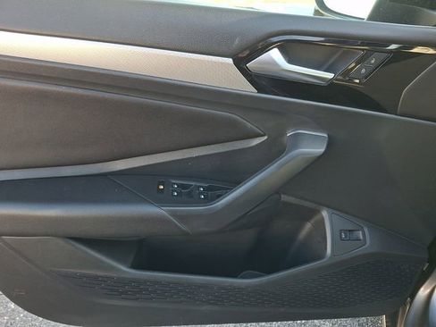 Used 2019 Volkswagen Jetta R-Line image 12