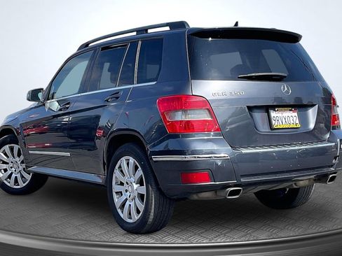 Used 2011 Mercedes-Benz GLK 350 2WD image 2