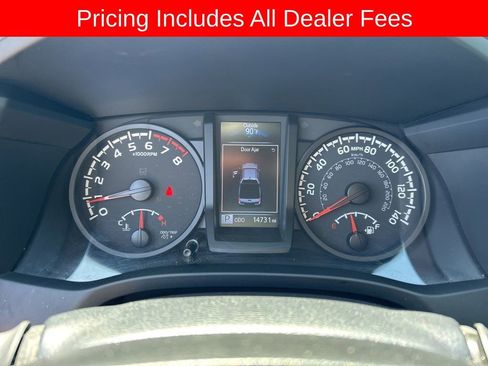 Used 2023 Toyota Tacoma SR AWD/4WD image 9