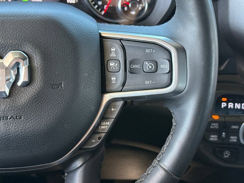 Used 2025 RAM 1500 Big Horn AWD/4WD image 37