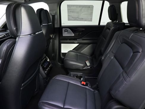 New 2026 Lincoln Aviator Reserve AWD/4WD image 21