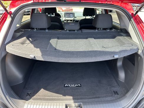 Used 2023 Hyundai Kona SEL AWD/4WD image 12