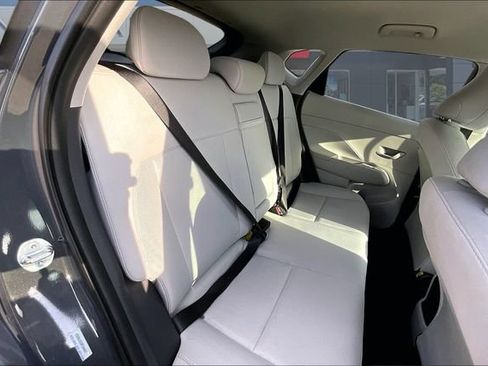 Used 2025 Hyundai Kona SEL AWD/4WD image 24