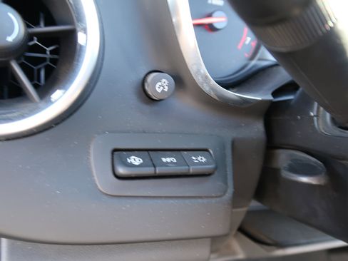 Used 2019 Chevrolet Camaro SS image 19