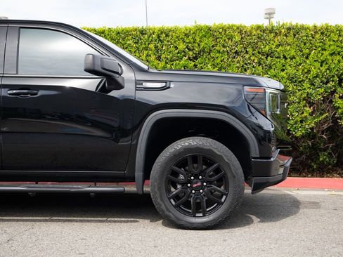 Used 2022 GMC Sierra 1500 Elevation AWD/4WD image 5