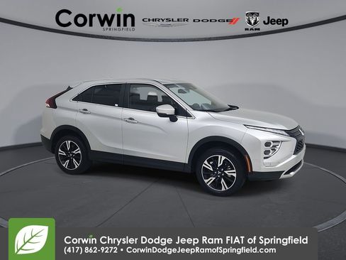 Used 2025 Mitsubishi Eclipse Cross SE image 1