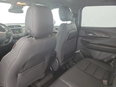 Used 2023 Chevrolet TrailBlazer RS FWD image 14