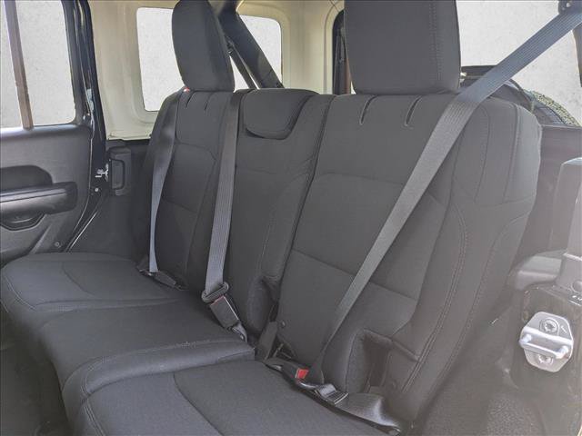 Used 2018 Jeep Wrangler Unlimited Sport S AWD/4WD image 19