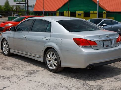 Used 2011 Toyota Avalon FWD image 8