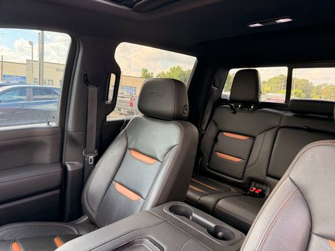 Used 2019 GMC Sierra 1500 AT4 w/ AT4 Premium Package AWD/4WD image 13