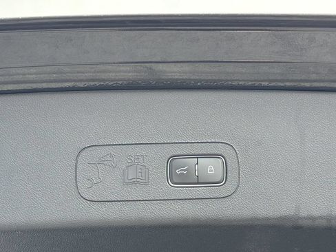 Used 2022 Lincoln Aviator Reserve w/ Equipment Group 201A AWD/4WD image 16