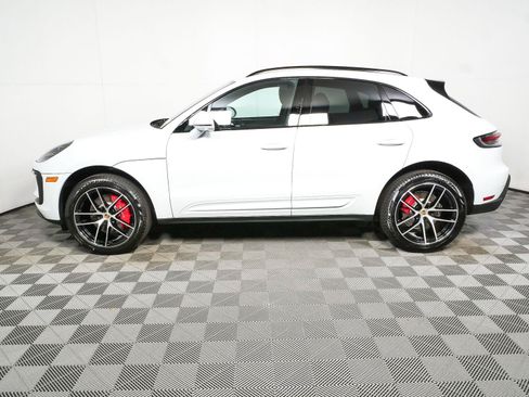 New 2026 Porsche Macan S AWD/4WD image 2