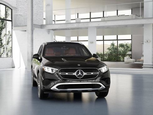 Used 2026 Mercedes-Benz GLC 300 4MATIC image 8
