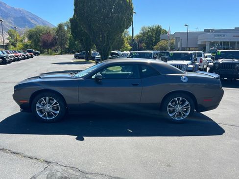 Used 2023 Dodge Challenger SXT w/ Cold Weather Group image 13