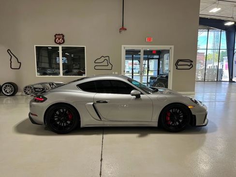 Used 2021 Porsche 718 Cayman GT4 image 52