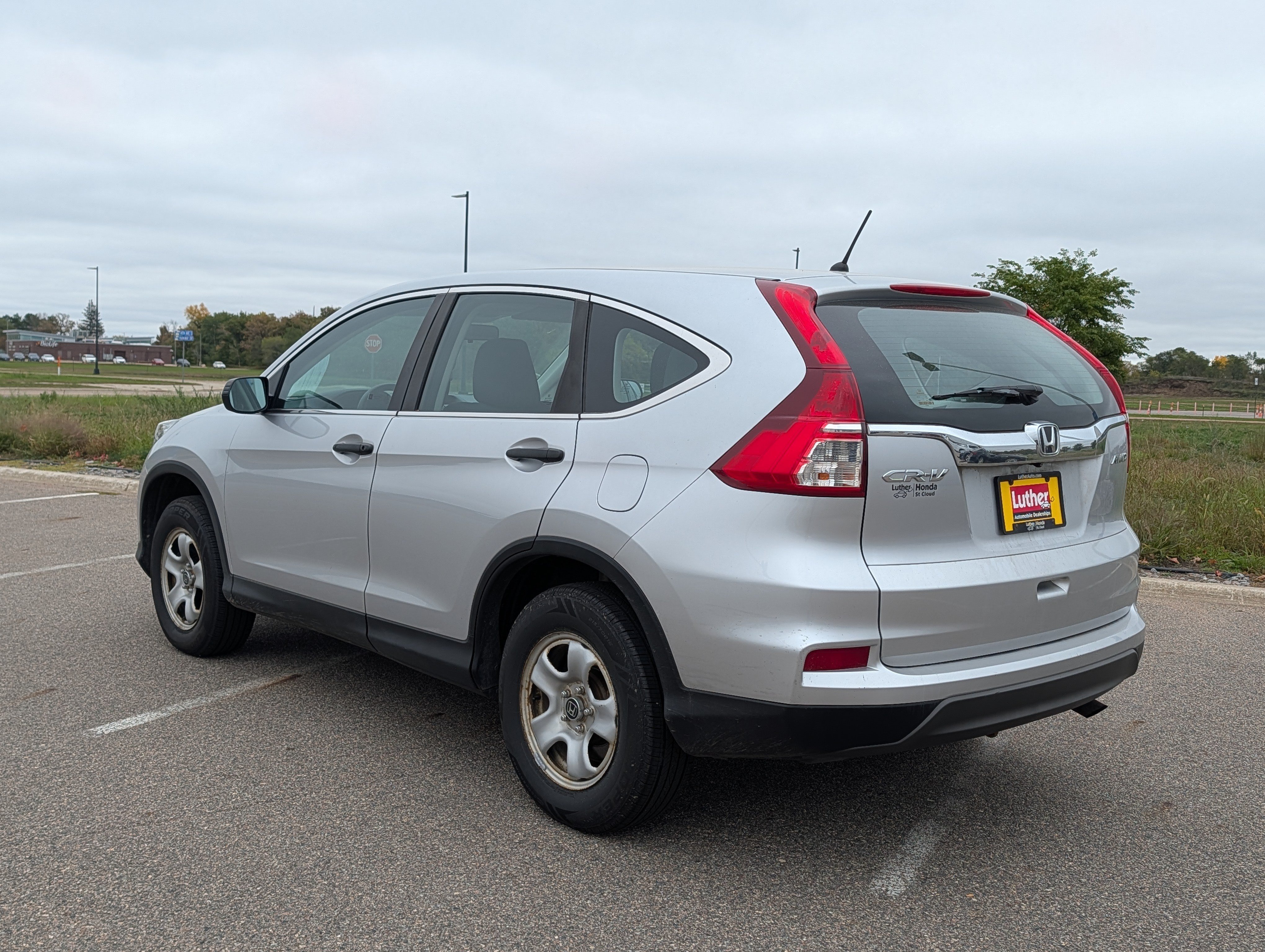 Used 2016 Honda CR-V LX image 3