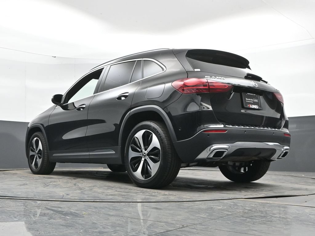 Used 2025 Mercedes-Benz GLA 250 4MATIC image 47