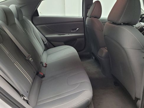 Used 2023 Hyundai Elantra SEL FWD image 19