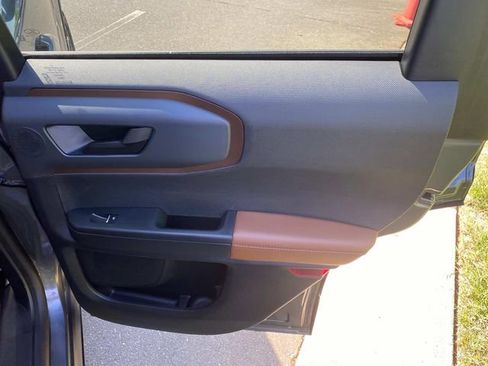 Used 2024 Ford Bronco Sport Outer Banks w/ Tech Package image 35