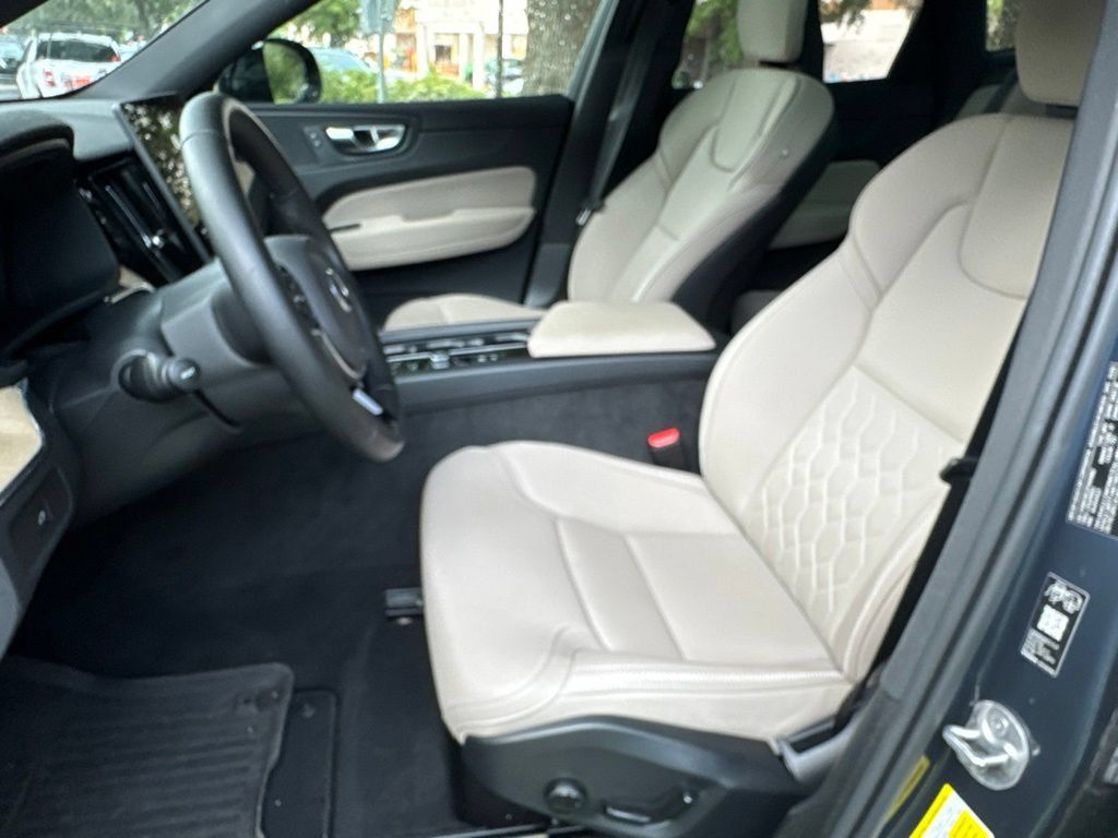 Certified 2026 Volvo XC60 B5 Plus AWD/4WD image 16