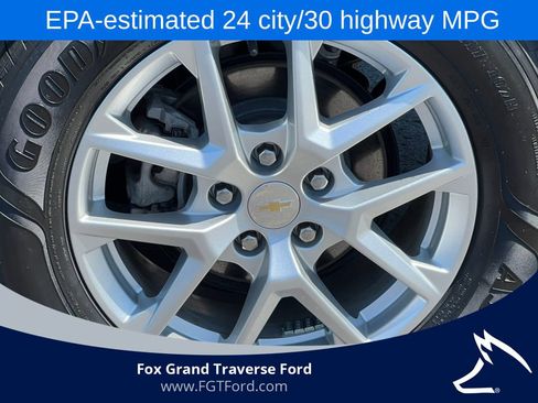 Used 2024 Chevrolet Equinox LT AWD/4WD image 6