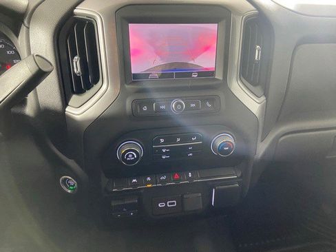 Certified 2023 Chevrolet Silverado 1500 Custom image 21