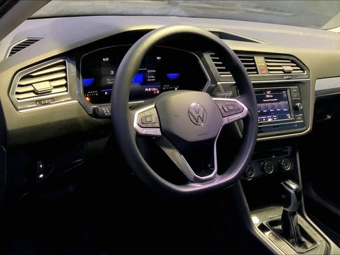 Used 2023 Volkswagen Tiguan S image 16