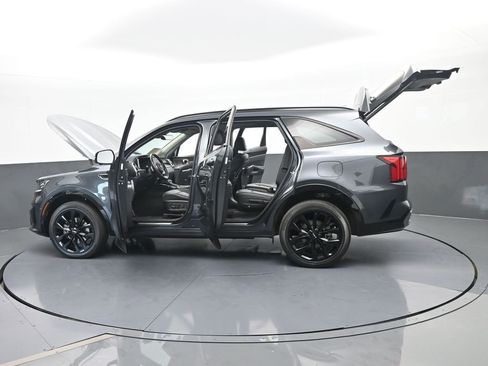 Used 2023 Kia Sorento SX image 92