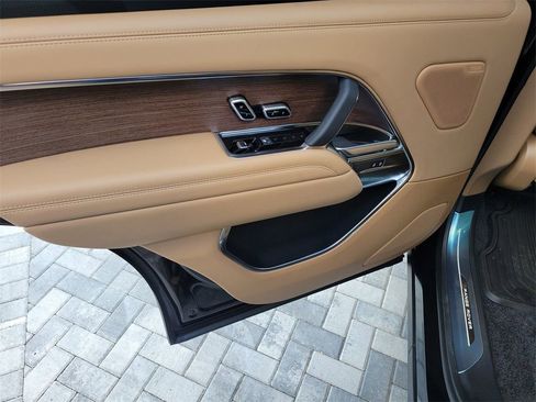 New 2026 Land Rover Range Rover Long Wheelbase SE image 22