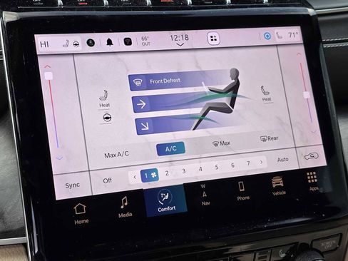 Used 2024 Jeep Grand Cherokee Limited image 11