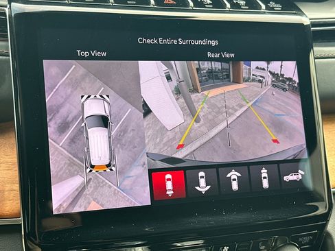 Used 2022 Jeep Grand Cherokee Summit image 24