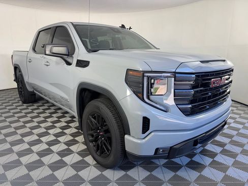 Used 2024 GMC Sierra 1500 Elevation AWD/4WD image 6