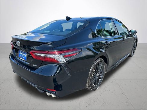 Used 2023 Toyota Camry XSE FWD image 7